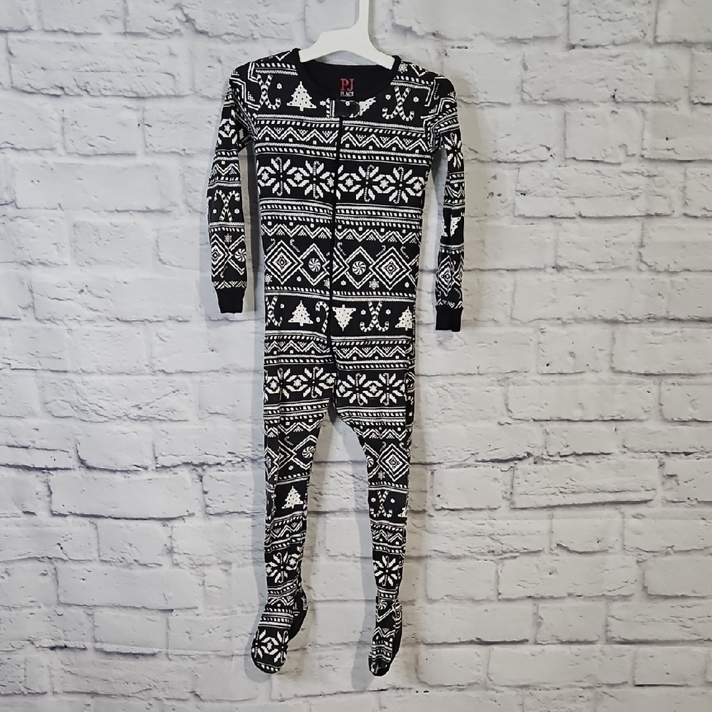 The Children's Place Christmas Patterned Footie Pajamas - Picture 1 of 5